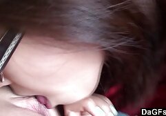 美しい女の子を厳しく魅せる服を着た男 レズビアン セックス 動画 無料