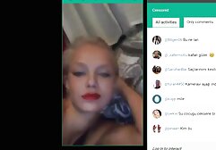 女の子は喜びで友人のコックを吸う 女 セックス 無料 動画